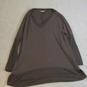 Pink Rose Women's Gray Sweater Size Medium
